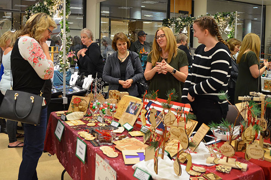 Handmade Holiday Crafts Fair